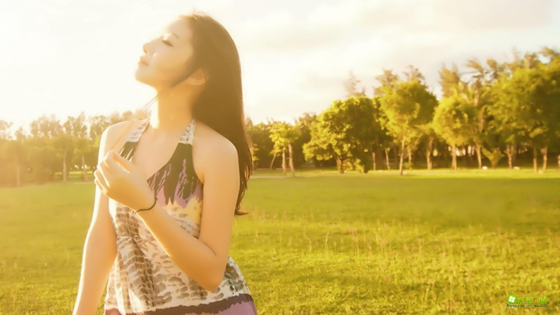 阳光女孩赵已晨XP电脑桌面主题xp系统主题